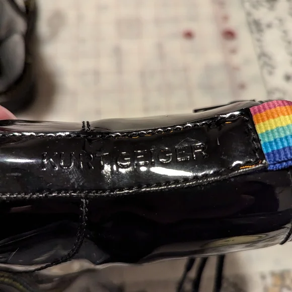 Girl's 11 Kurt Geiger London black patent rainbow combat boots lug sole - Picture 4 of 7
